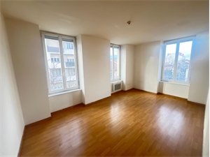 t2 à la location -   69190  SAINT FONS, surface 45 m2 location t2 - UBI456239015